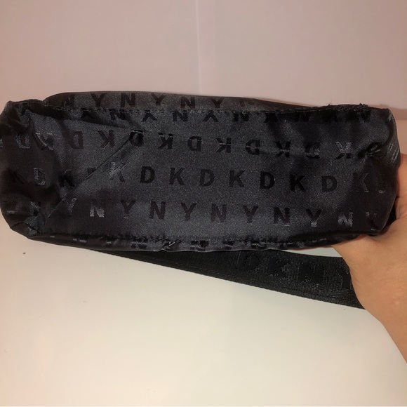 DKNY BLACK BAG - Picture 6 of 14